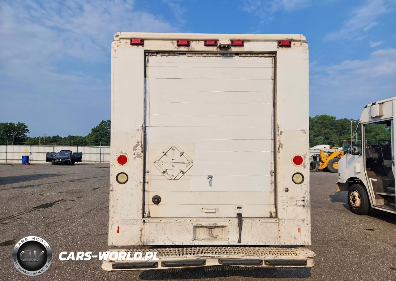 2006 Freightliner Mt45 Delivery Truck VIN:4UZAANBW46CW06548 - 6