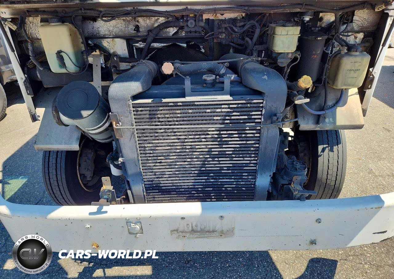 2000 Freightliner Mt45 Chassis Delivery Truck VIN:4UZA4FA41YCG64958 - 11