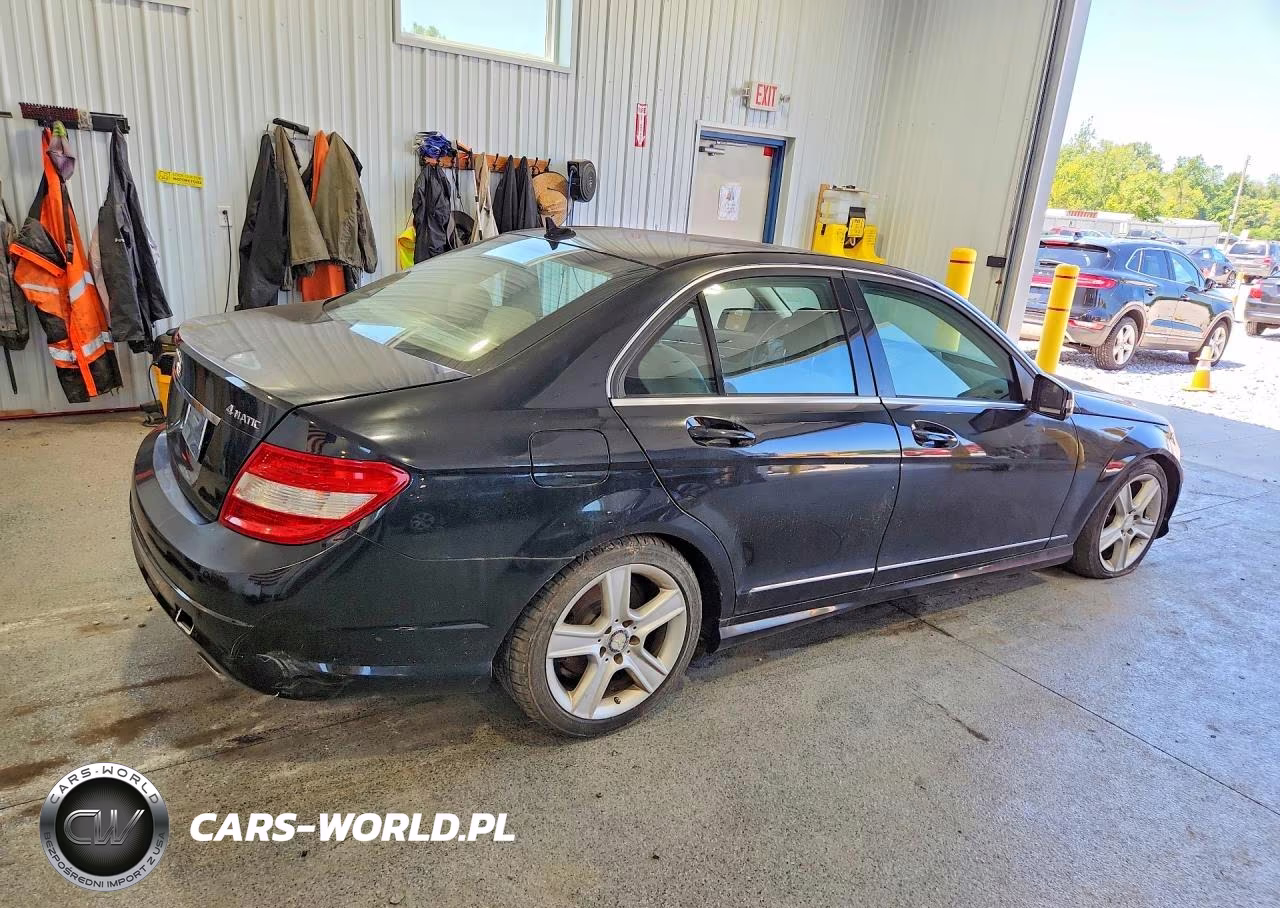 2010 Mercedes-Benz C 300 4Matic VIN:WDDGF8BB8AF445844 - 3