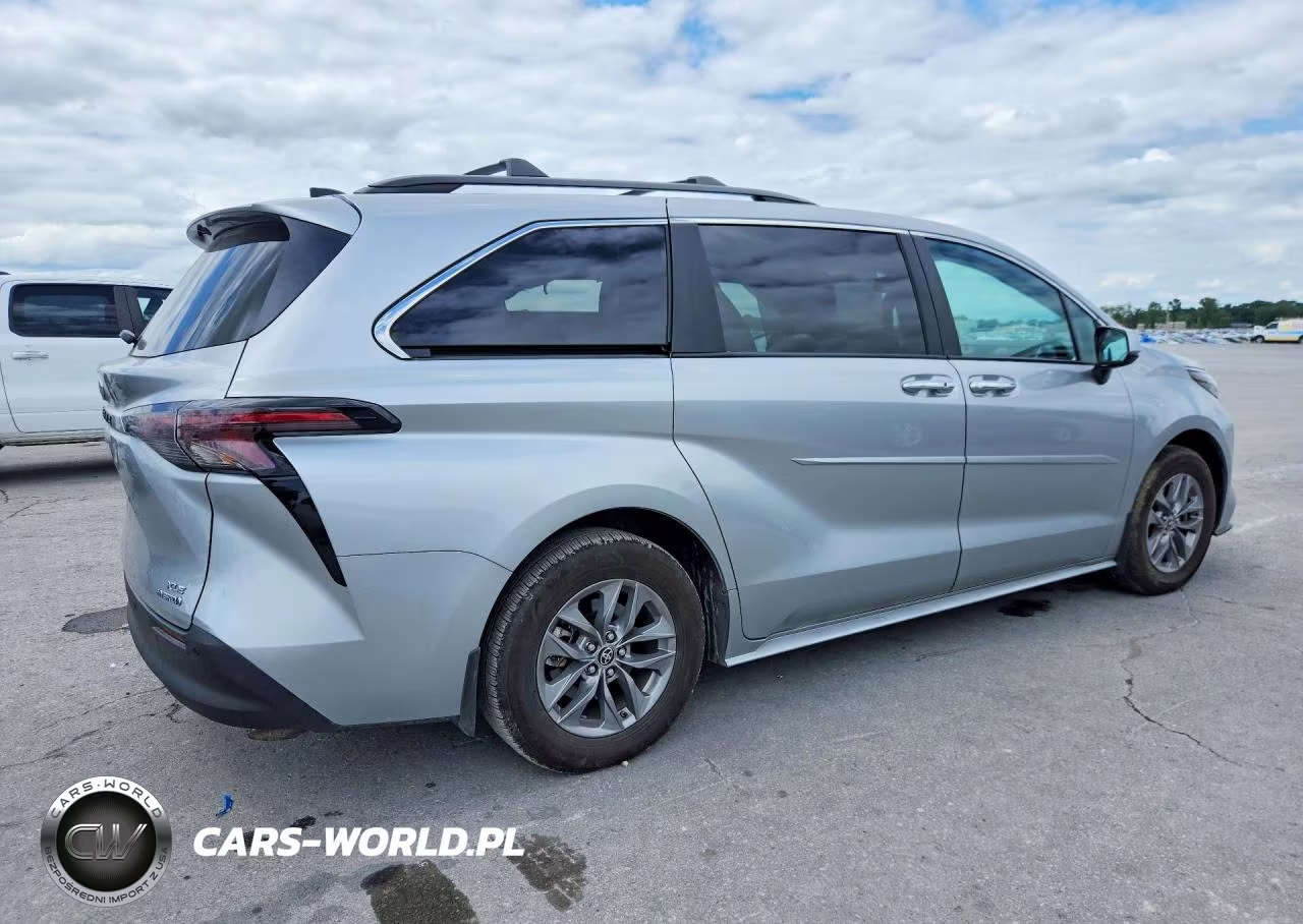 2024 Toyota Sienna Xle 7-Passenger VIN:5TDJSKFC0RS144458 - 3