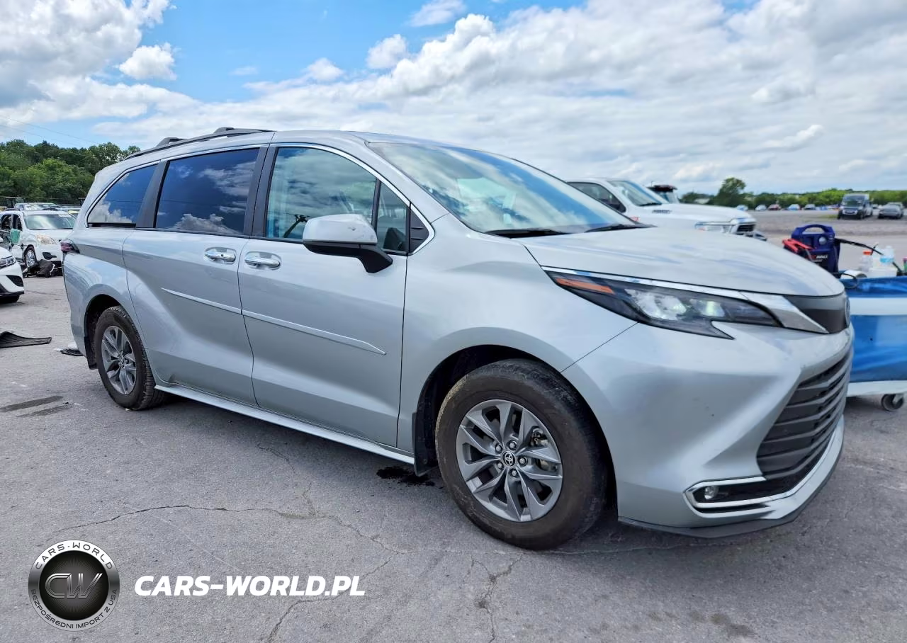 2024 Toyota Sienna Xle 7-Passenger VIN:5TDJSKFC0RS144458 - 4