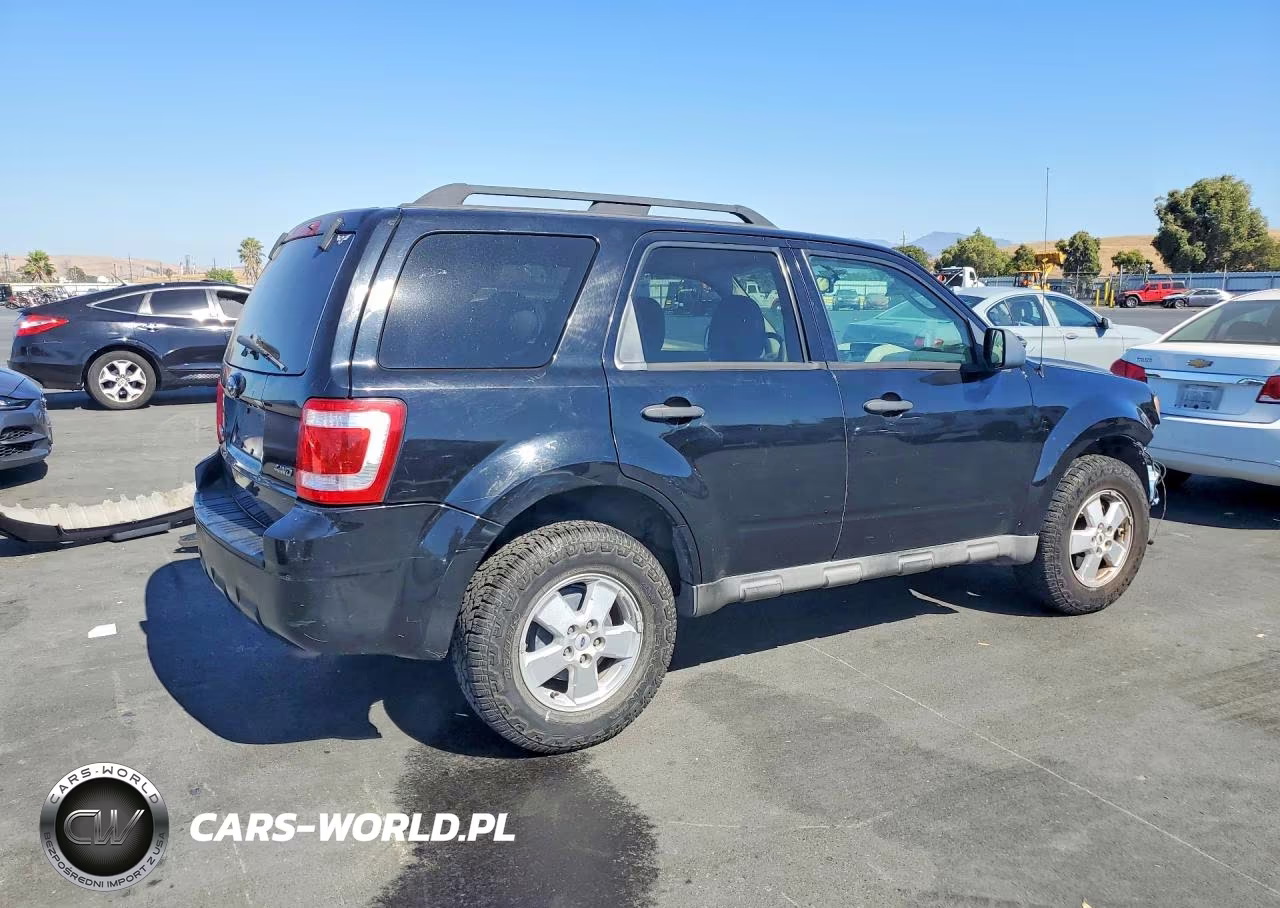 2009 Ford Escape Xlt VIN:1FMCU93G19KC10649 - 3