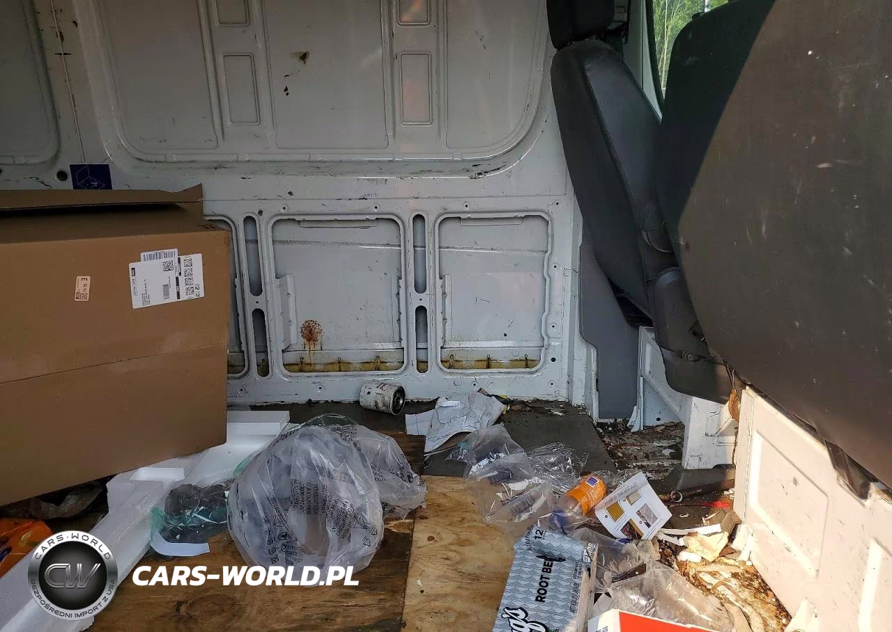 2011 Mercedes-Benz Sprinter 2500 Delivery Van VIN:WD3PE7CCXB5608400 - 11