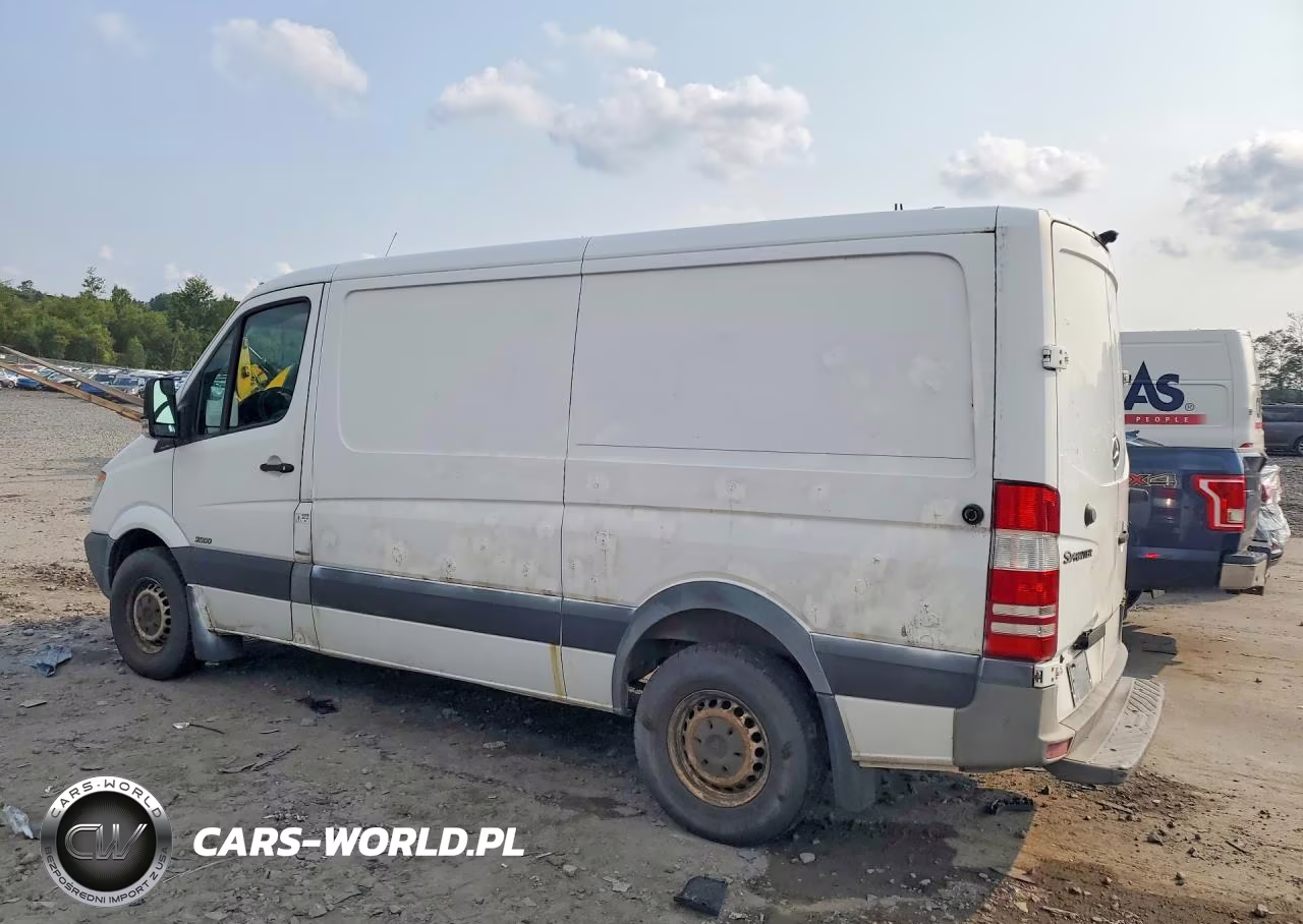 2011 Mercedes-Benz Sprinter 2500 Delivery Van VIN:WD3PE7CCXB5608400 - 2