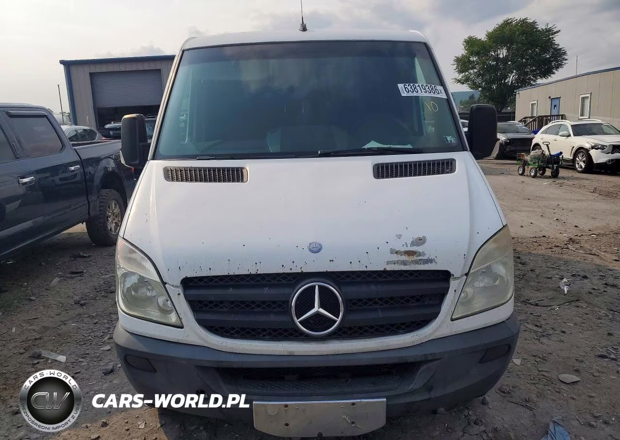 2011 Mercedes-Benz Sprinter 2500 Delivery Van VIN:WD3PE7CCXB5608400 - 5