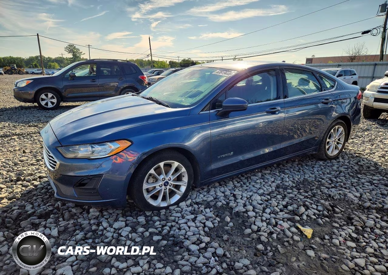 2019 Ford Fusion Se – zdjęcie 1 z 12