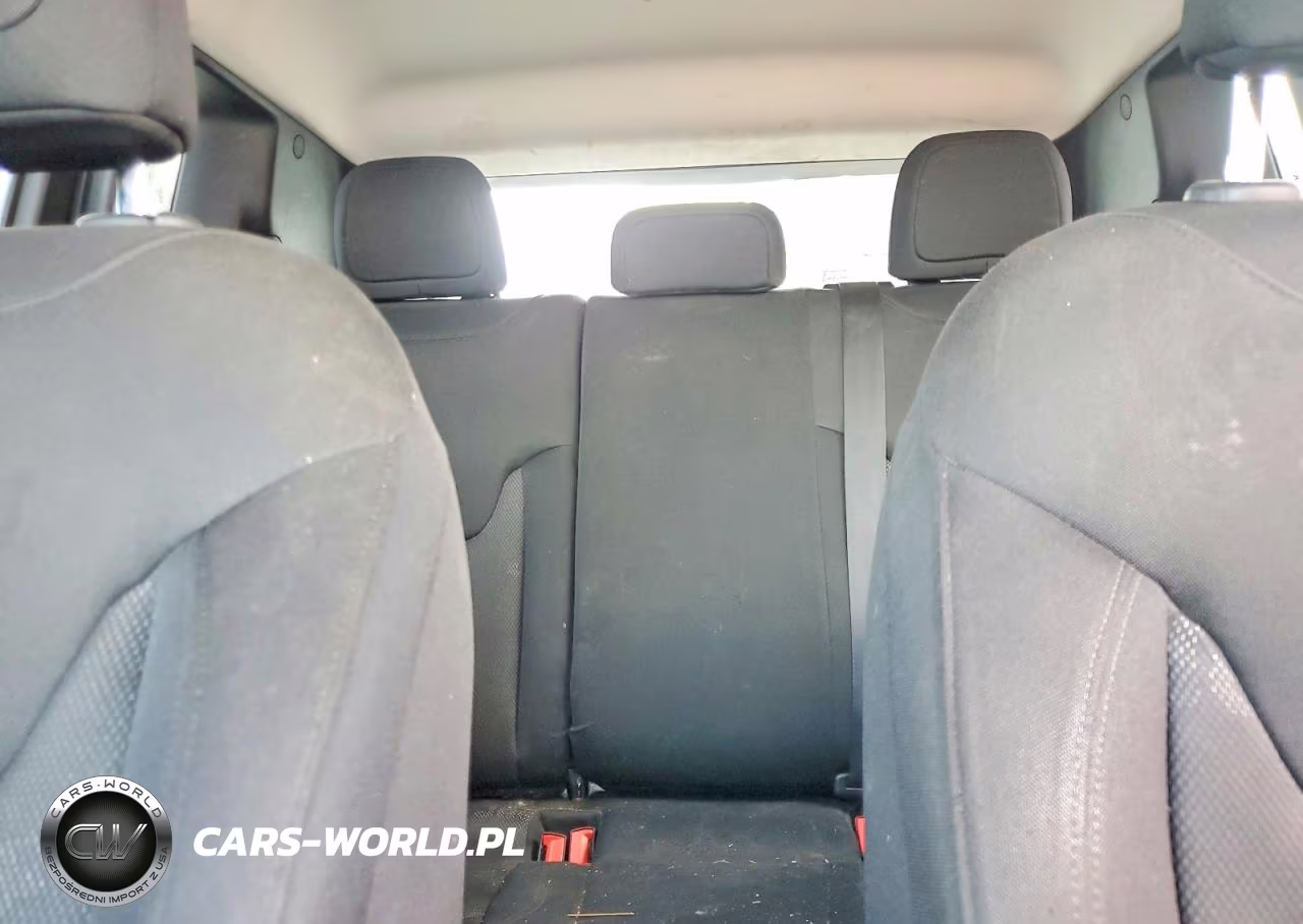 2017 Jeep Renegade Sport VIN:ZACCJBAB6HPG21593 - 10