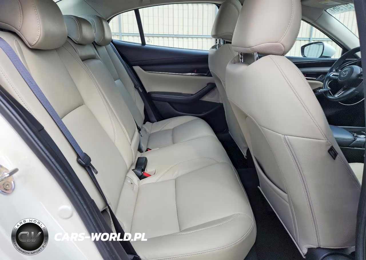 2023 Mazda 3 Preferred VIN:3MZBPACM8PM353227 - 10