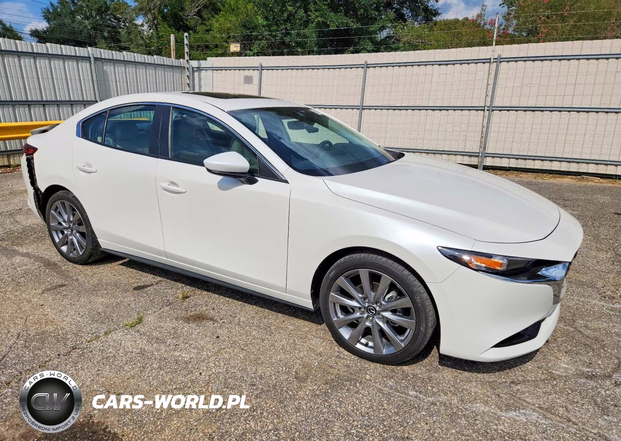 2023 Mazda 3 Preferred VIN:3MZBPACM8PM353227 - 4