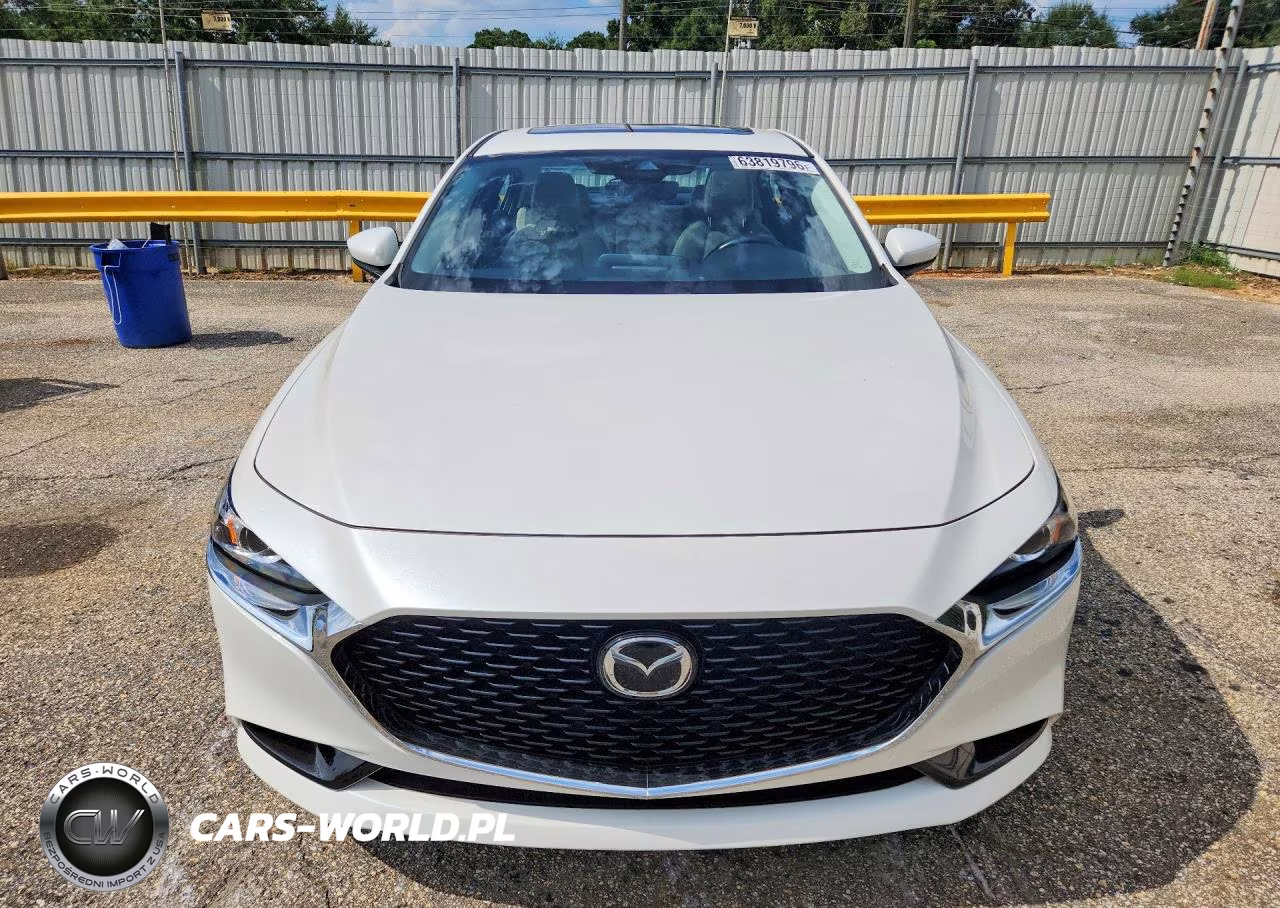 2023 Mazda 3 Preferred VIN:3MZBPACM8PM353227 - 5