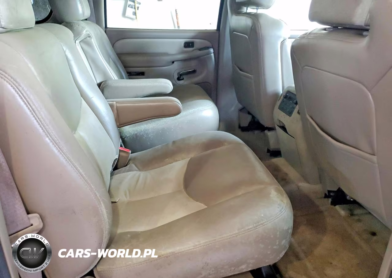 2005 GMC Yukon Xl Denali VIN:1GKFK66UX5J149815 - 11