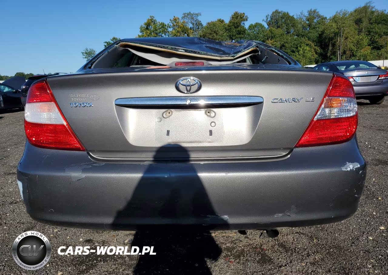 2002 Toyota Camry Le VIN:4T1BE32K12U555069 - 6