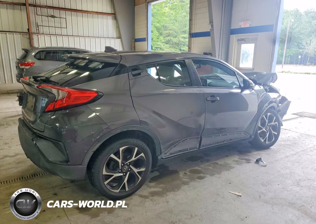 2018 Toyota C-Hr Xle VIN:NMTKHMBX3JR060645 - 3