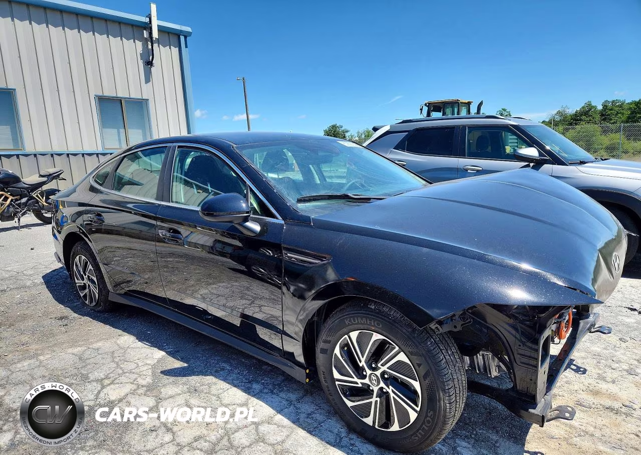 2026 Hyundai Sonata Hybrid Blue VIN:KMHL24JJ2TA169520 - 4