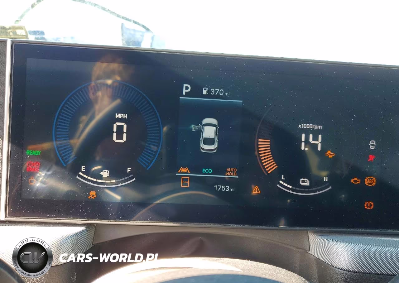 2026 Hyundai Sonata Hybrid Blue VIN:KMHL24JJ2TA169520 - 9