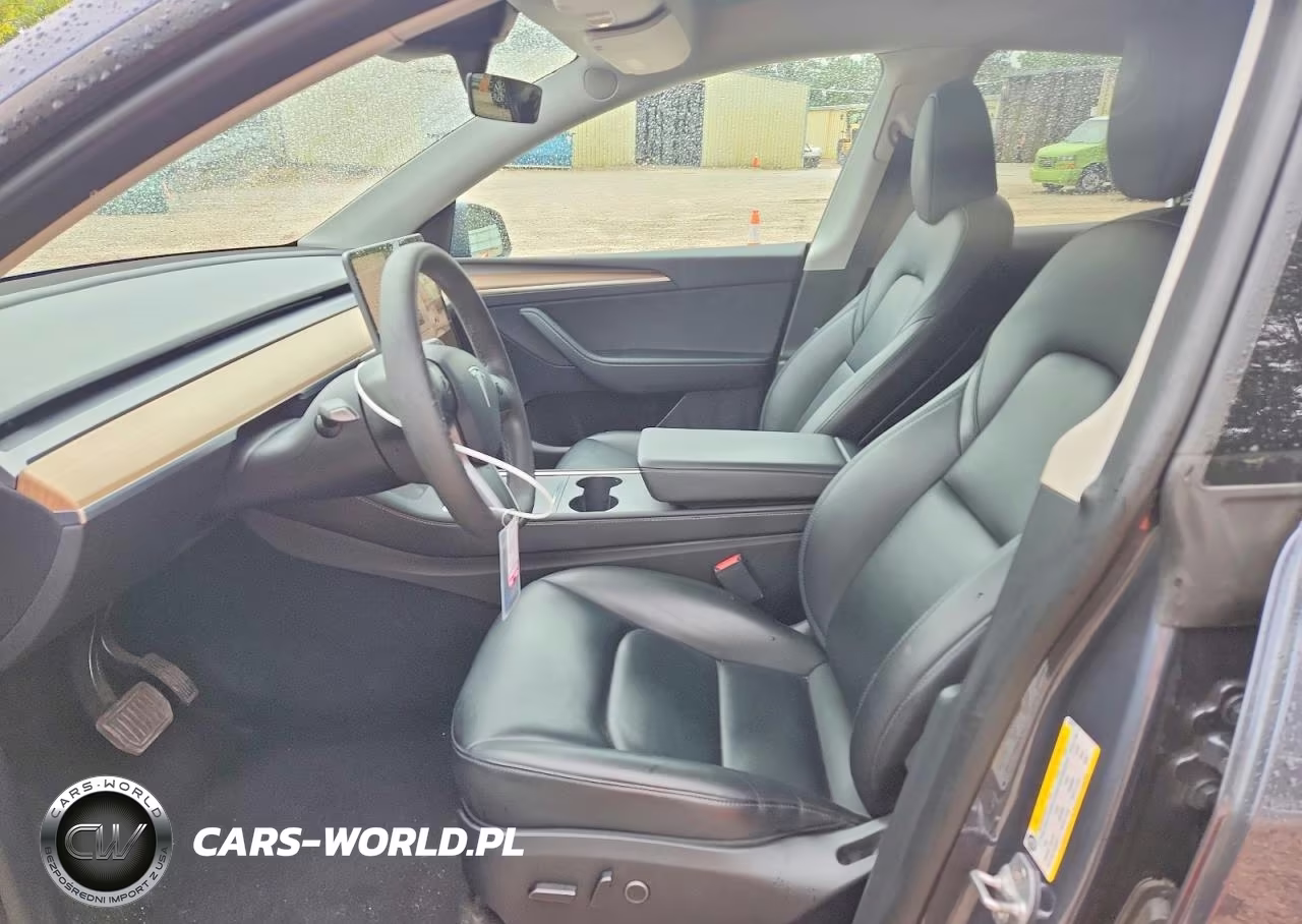2023 Tesla Model Y VIN:7SAYGDEE3PA042930 - 7
