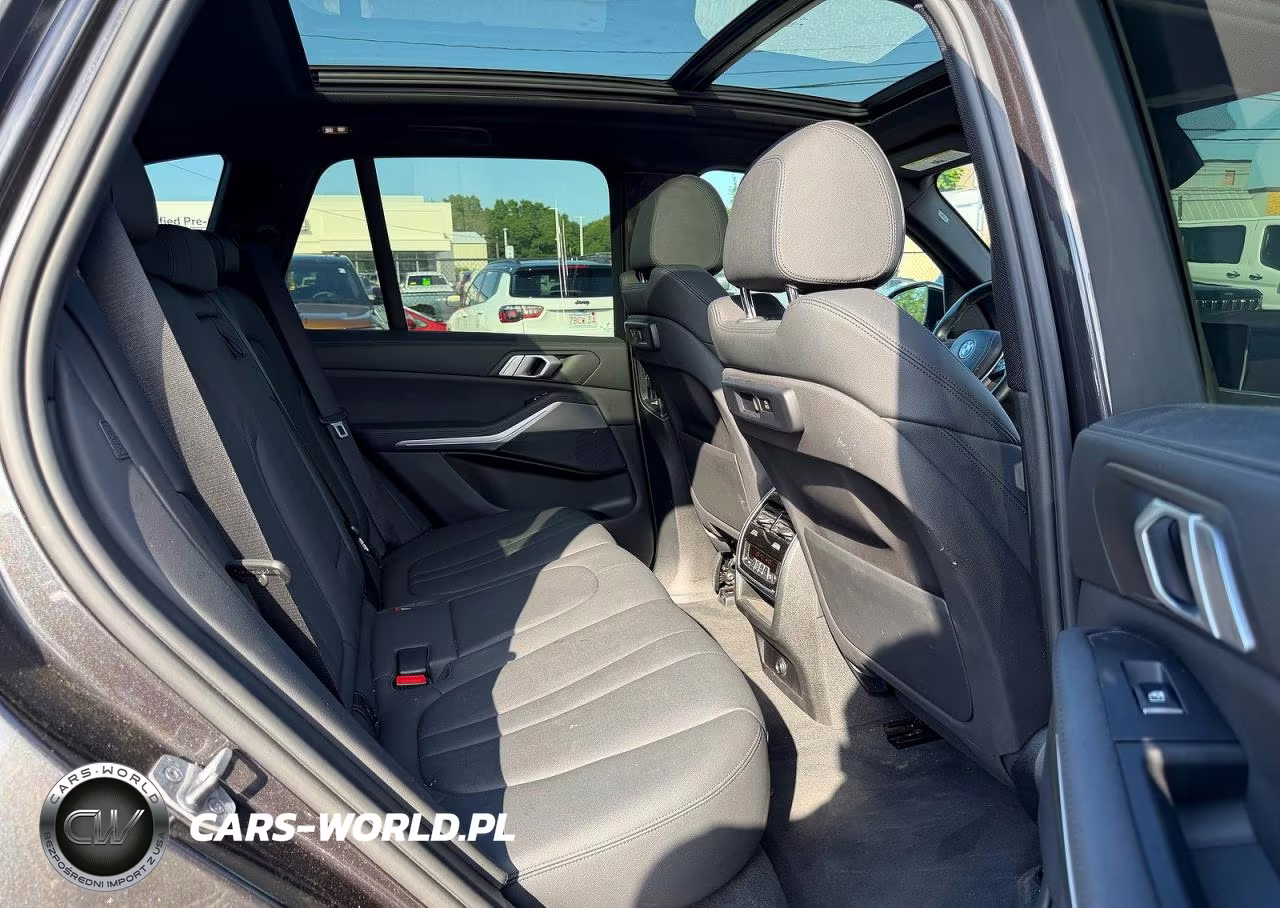 2019 BMW X5 xDrive40I VIN:5UXCR6C52KLL26024 - 5