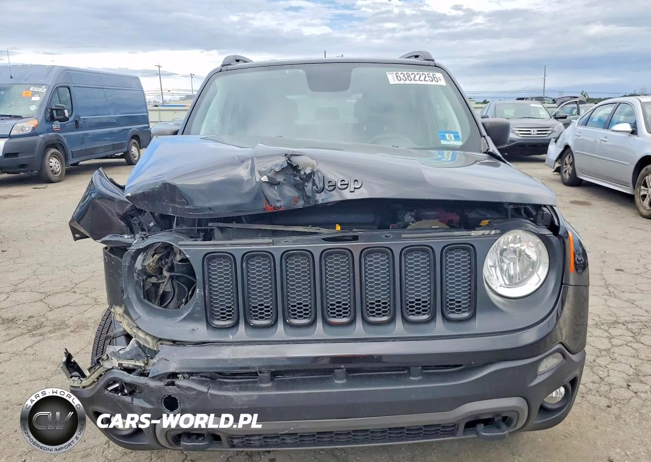 2018 Jeep Renegade Sport VIN:ZACCJBAB5JPH62080 - 5