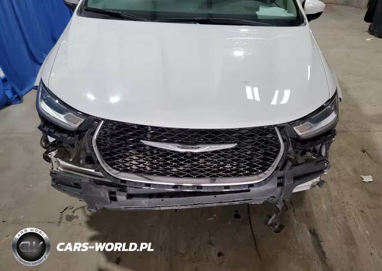 2023 Chrysler Pacifica Touring L VIN:2C4RC1BG1PR624730 - 12