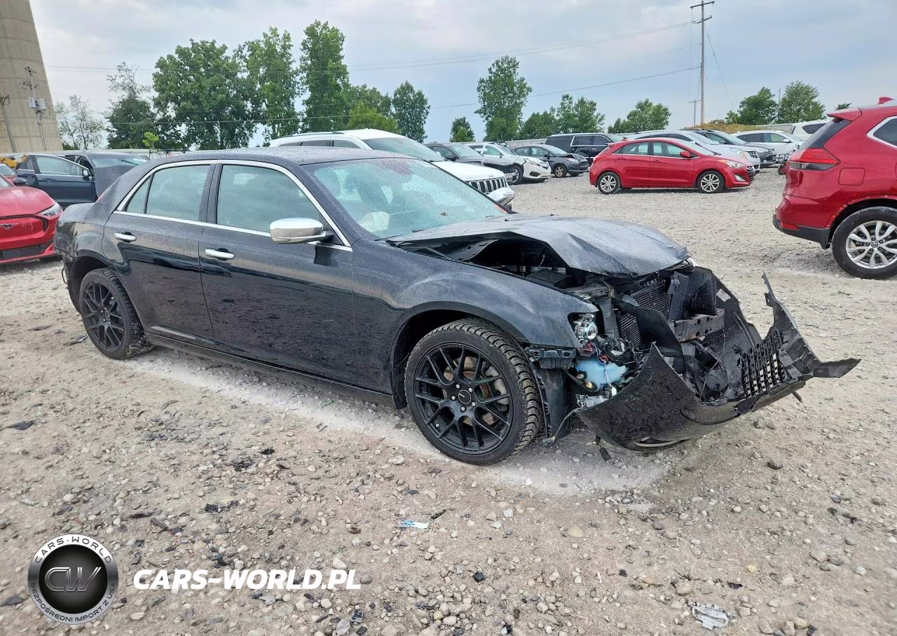 2012 Chrysler 300C VIN:2C3CCAKT6CH220264 - 4