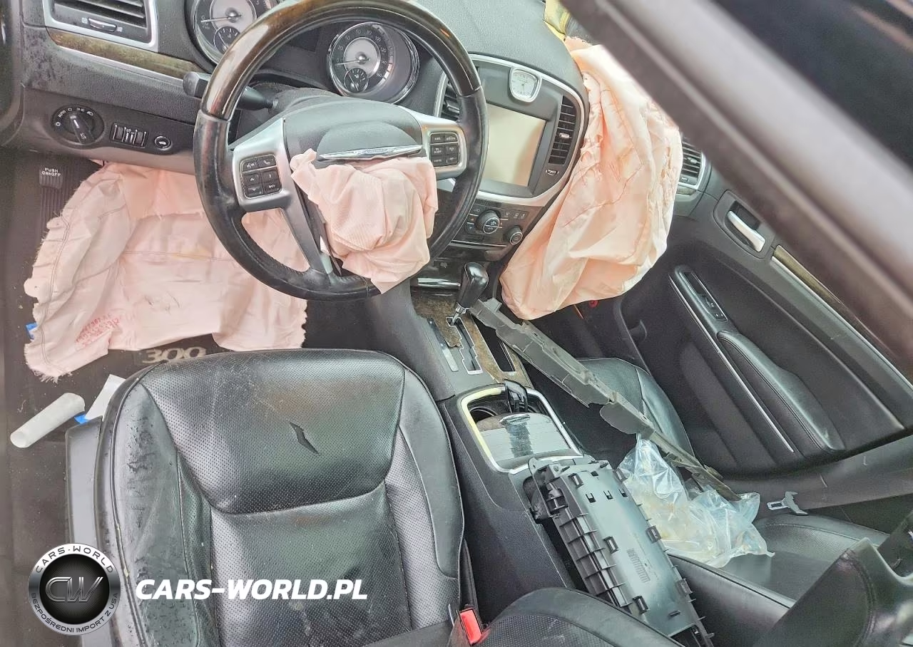 2012 Chrysler 300C VIN:2C3CCAKT6CH220264 - 8
