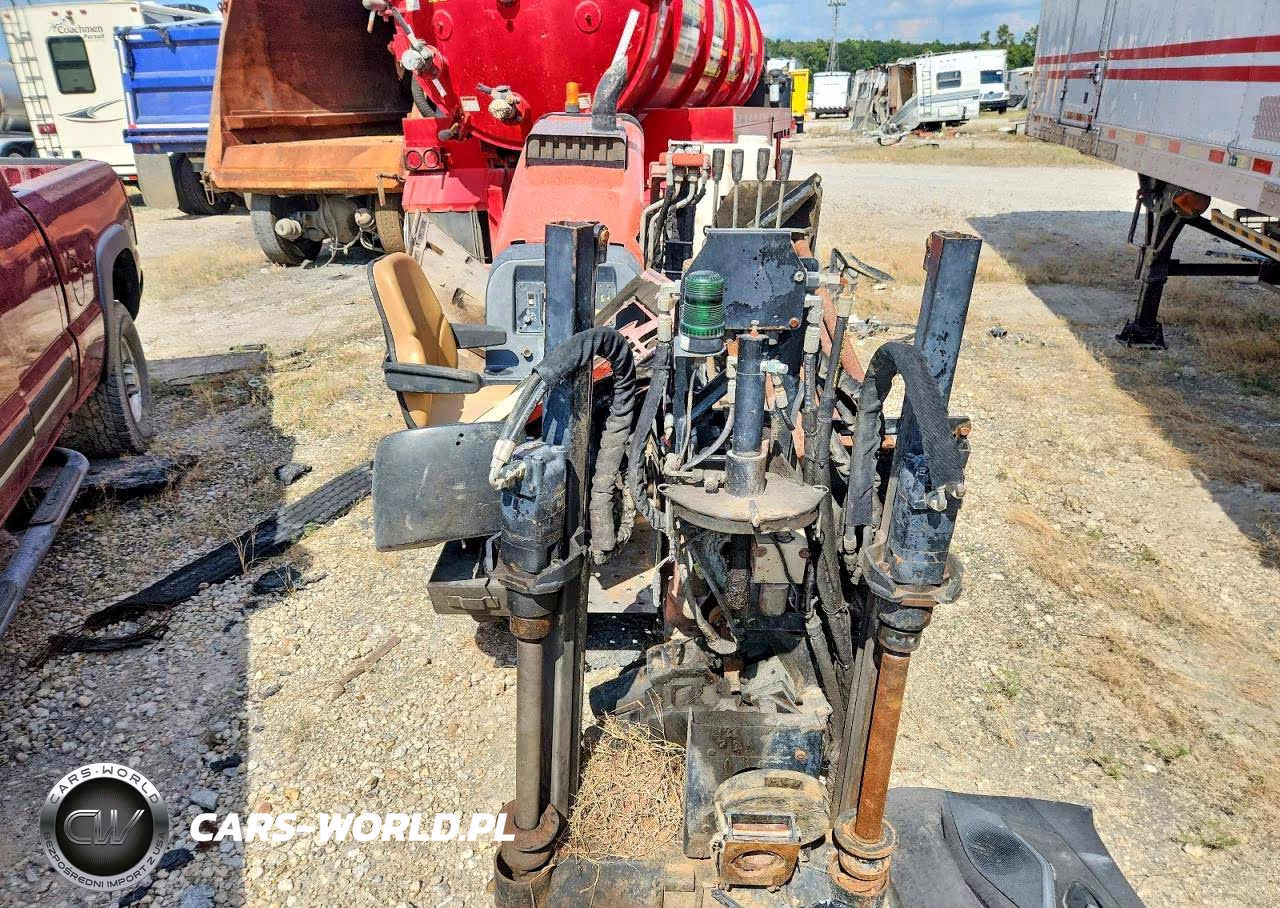 2016 Ditch Witch Jt9 Directional Boring Unit VIN:CMWJT9XXLG0000404 - 9
