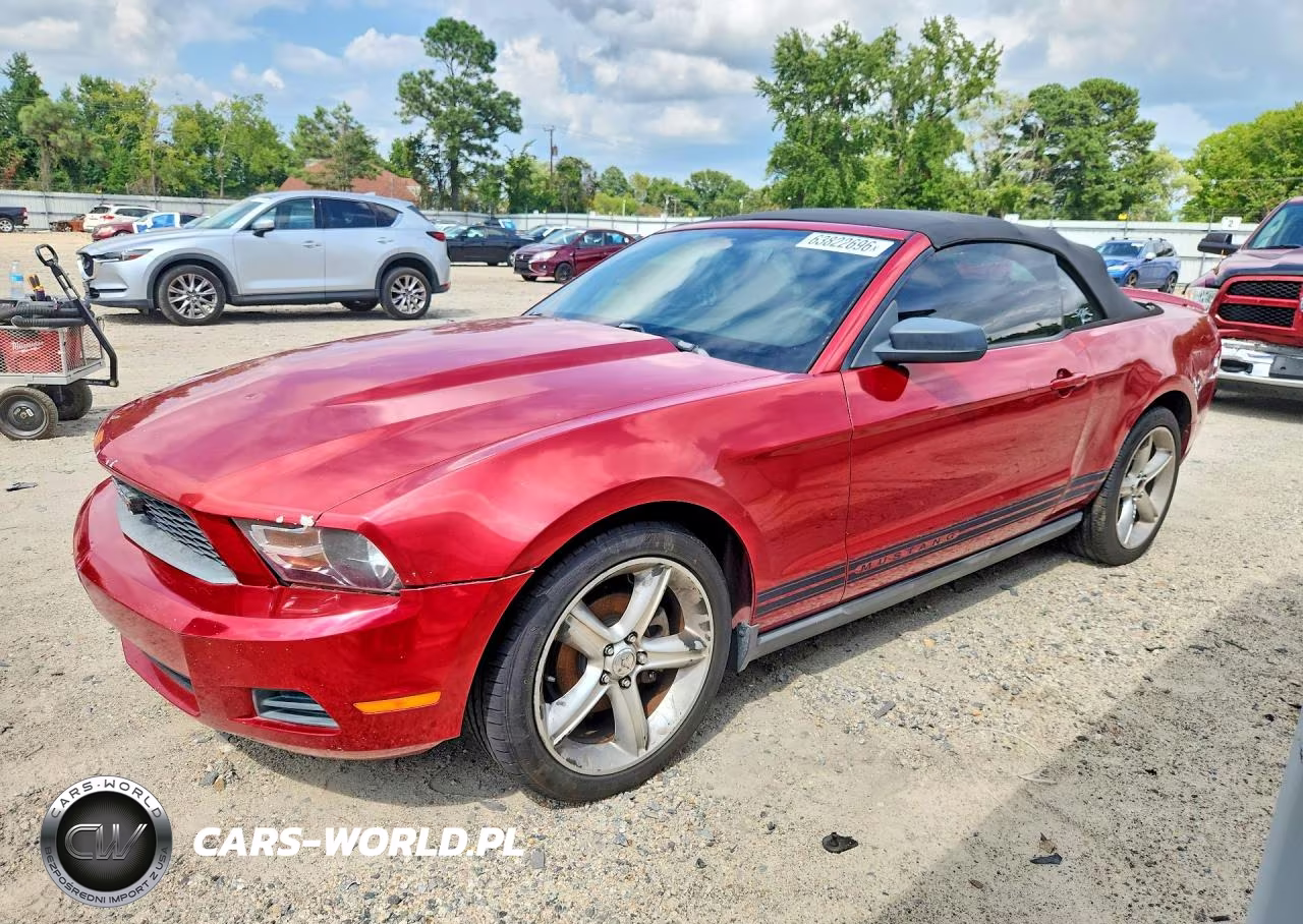 2010 Ford Mustang – zdjęcie 1 z 12