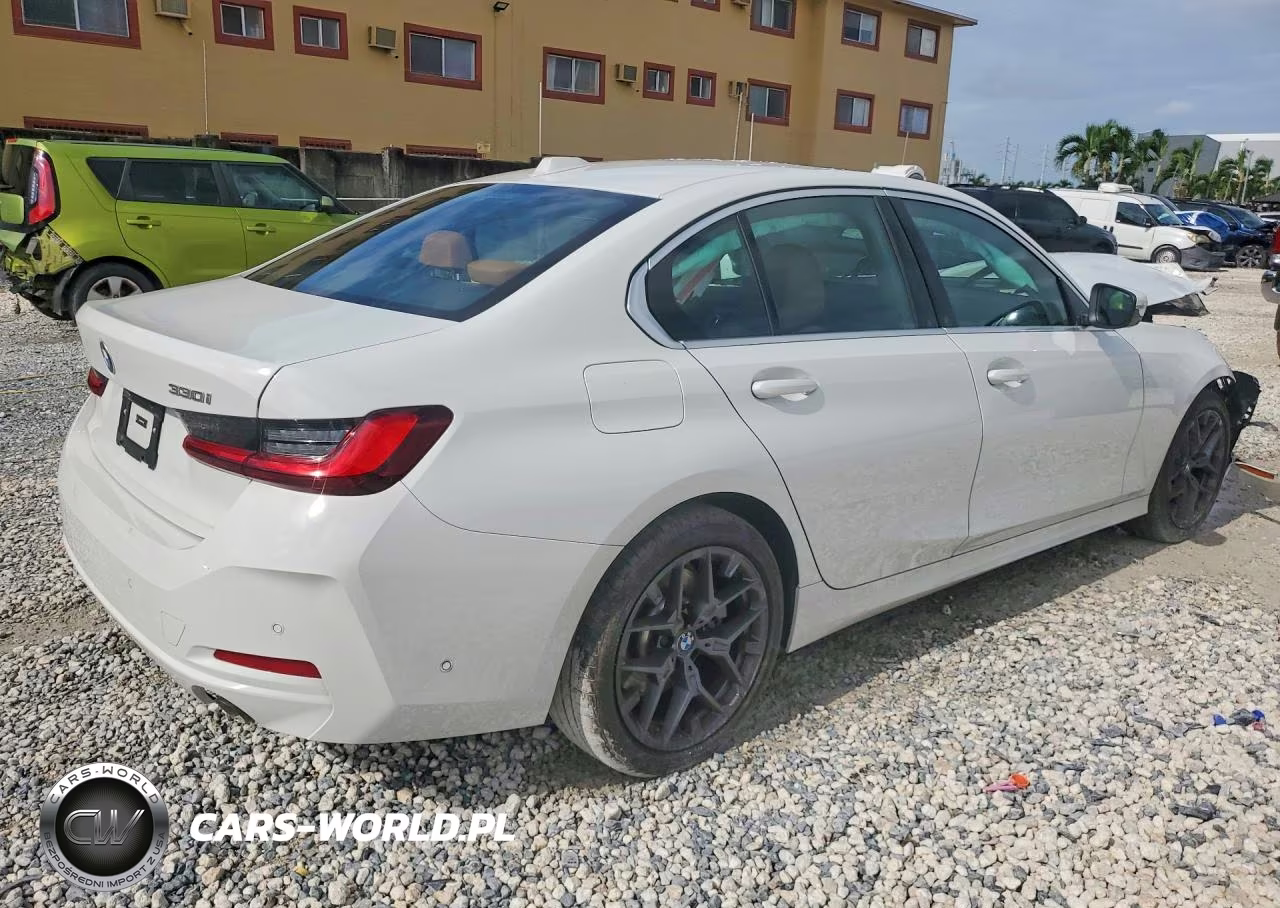 2026 BMW 330Xi VIN:3MW89CW08T8G02945 - 3
