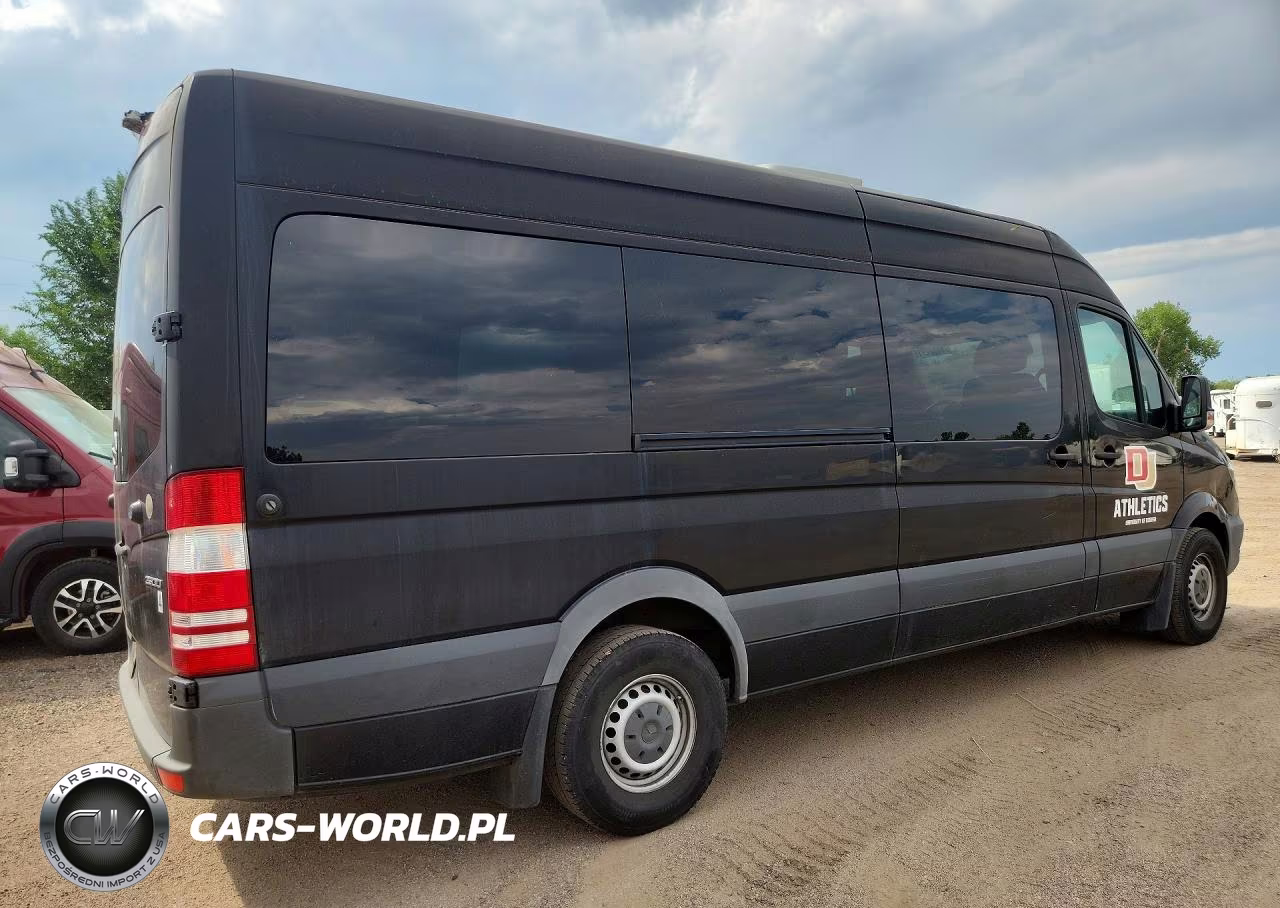 2017 Mercedes-Benz Sprinter 2500 VIN:WDZPE8CD1HP411844 - 3