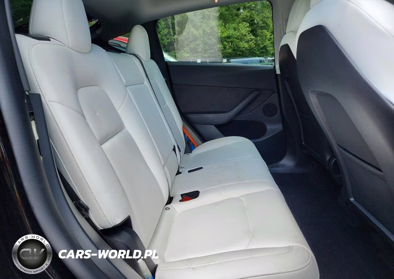 2022 Tesla Model Y VIN:7SAYGDEF2NF546653 - 10