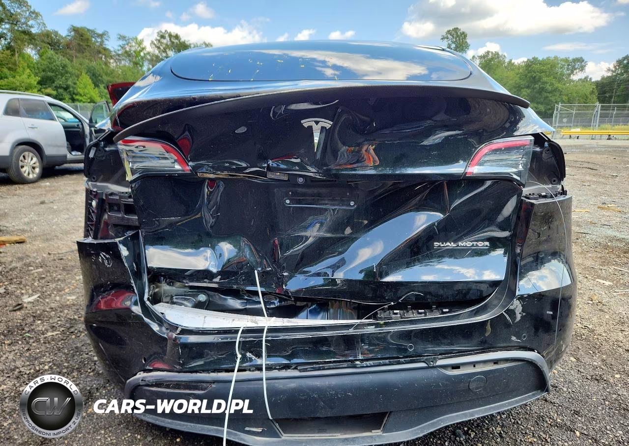 2022 Tesla Model Y VIN:7SAYGDEF2NF546653 - 6