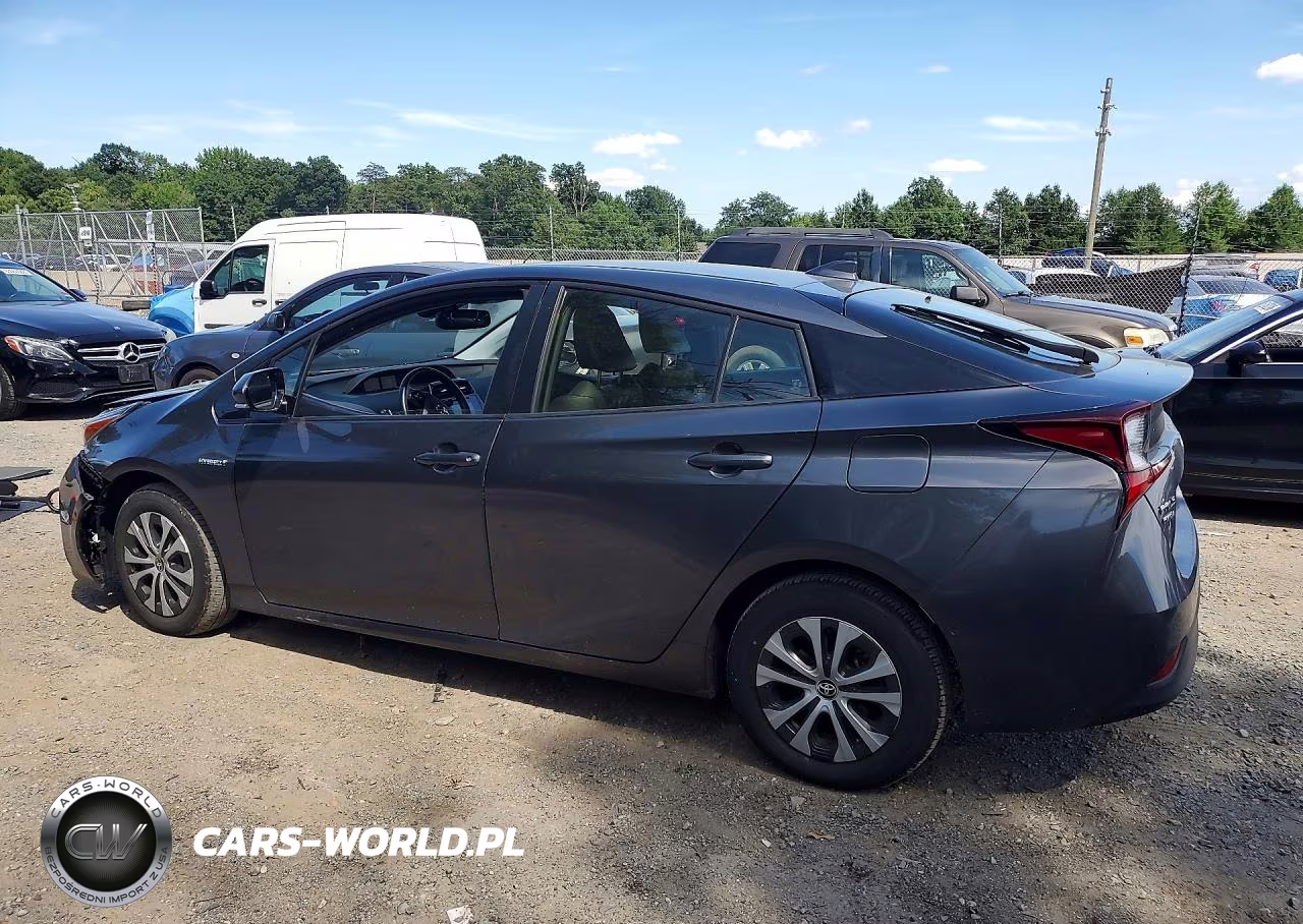 2019 Toyota Prius Xle Awd-E VIN:JTDL9RFUXK3008125 - 2