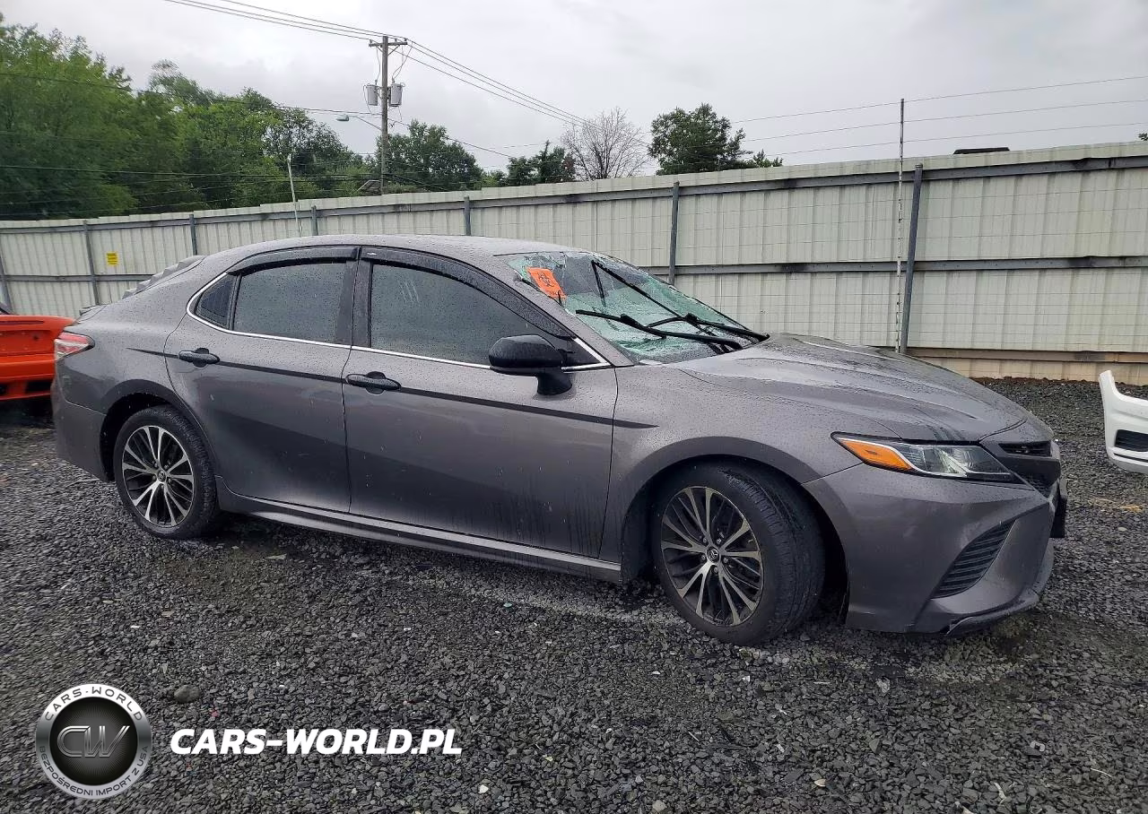 2019 Toyota Camry Se VIN:4T1B11HK4KU849234 - 4