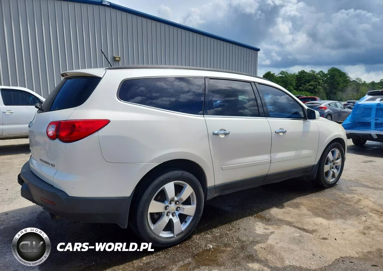2011 Chevrolet Traverse Ltz VIN:1GNKRLED3BJ141161 - 3