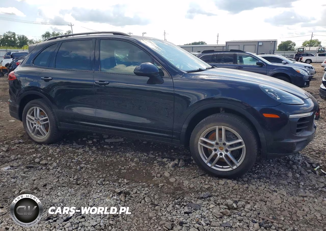 2016 Porsche Cayenne VIN:WP1AA2A2XGLA00284 - 4