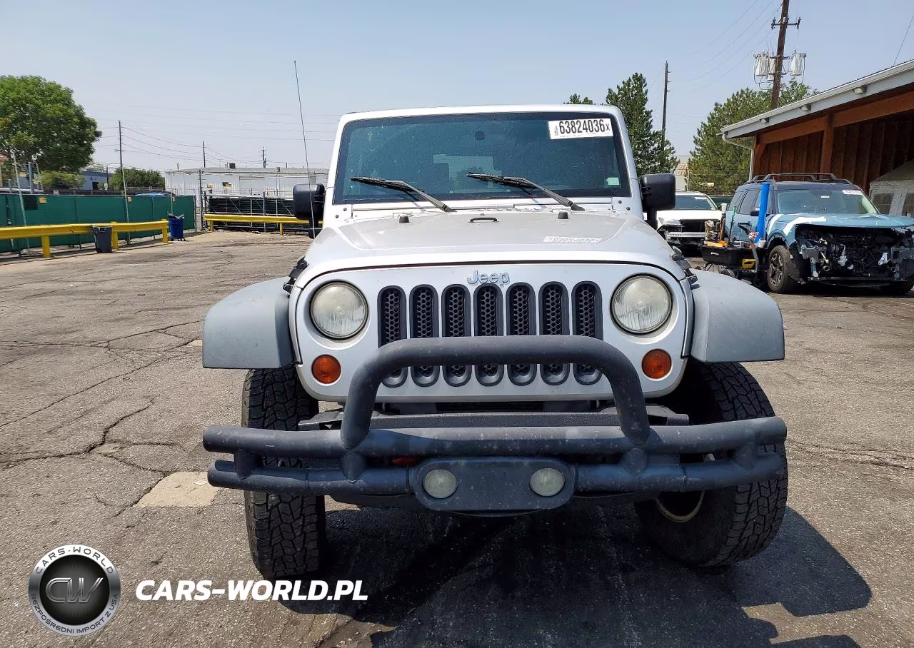 2009 Jeep Wrangler X VIN:1J4FA24129L711193 - 5