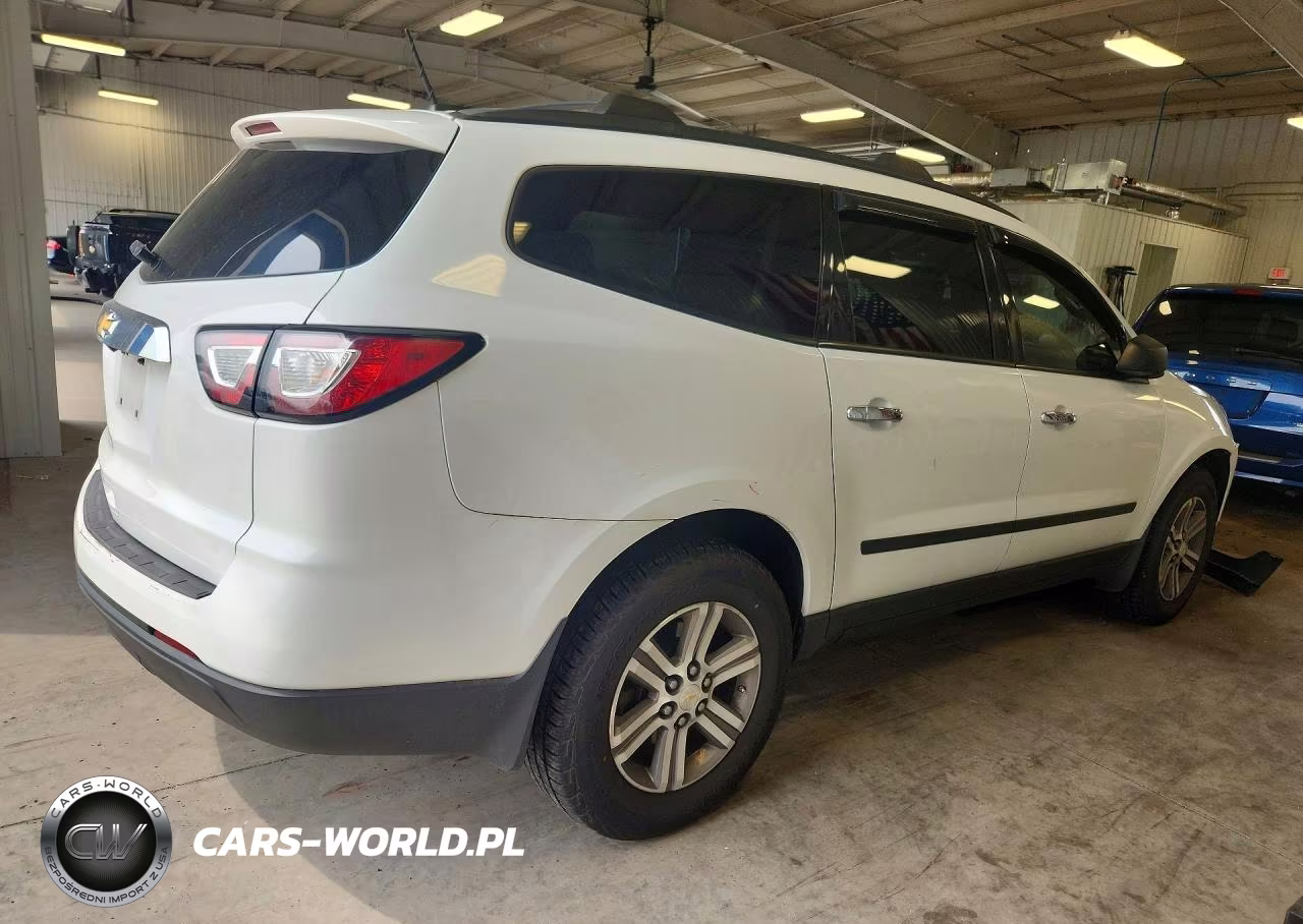 2017 Chevrolet Traverse Ls VIN:1GNKVFKD9HJ186616 - 3