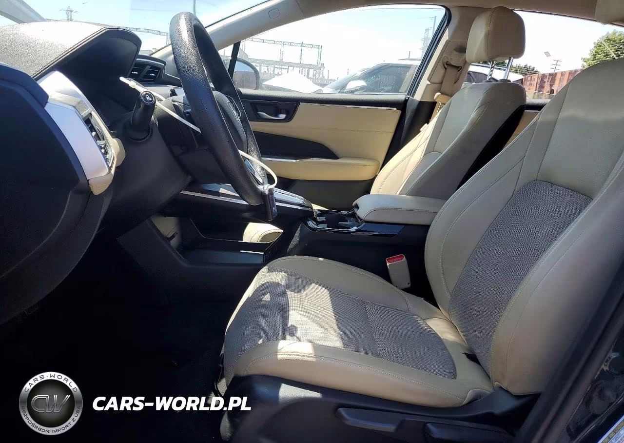 2018 Honda Clarity VIN:JHMZC5F1XJC019102 - 7
