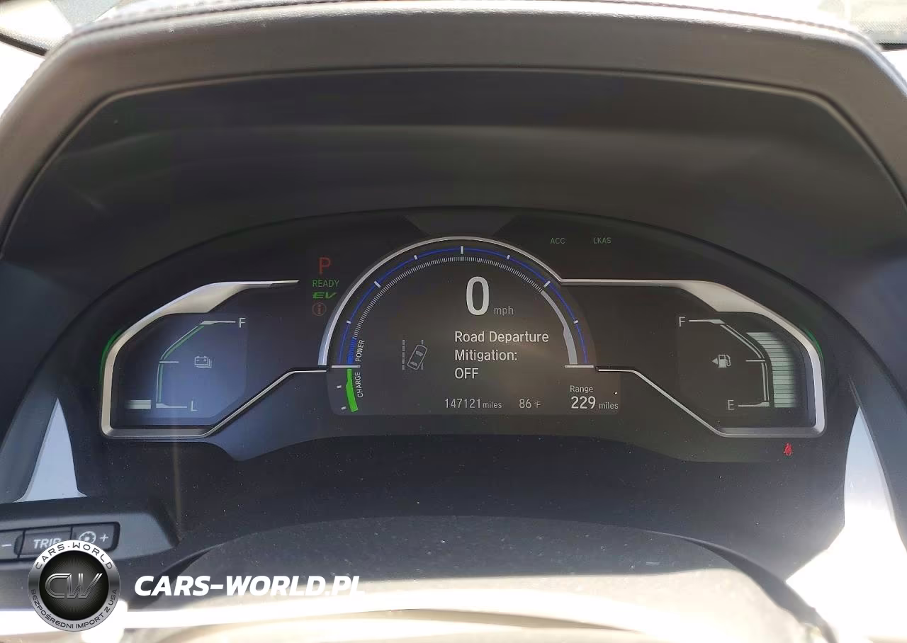2018 Honda Clarity VIN:JHMZC5F1XJC019102 - 9