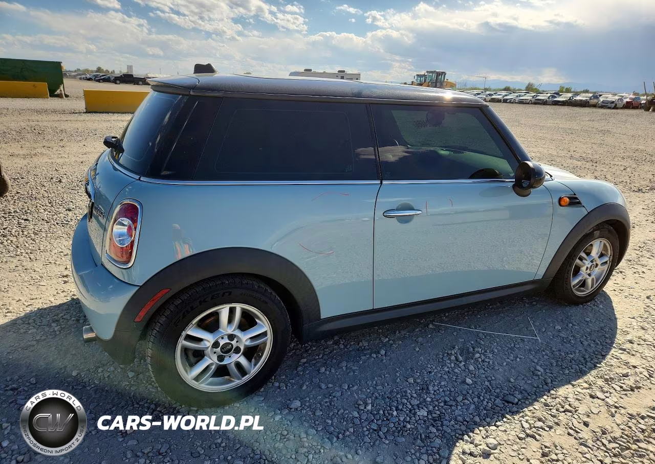 2013 Mini Cooper VIN:WMWSU3C50DT691585 - 3