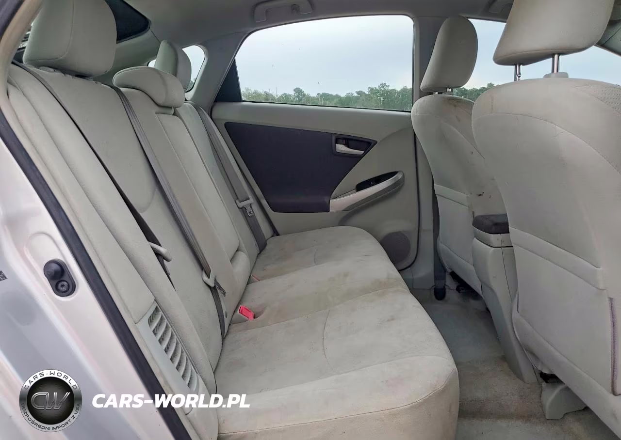 2011 Toyota Prius Two VIN:JTDKN3DU5B0276511 - 10