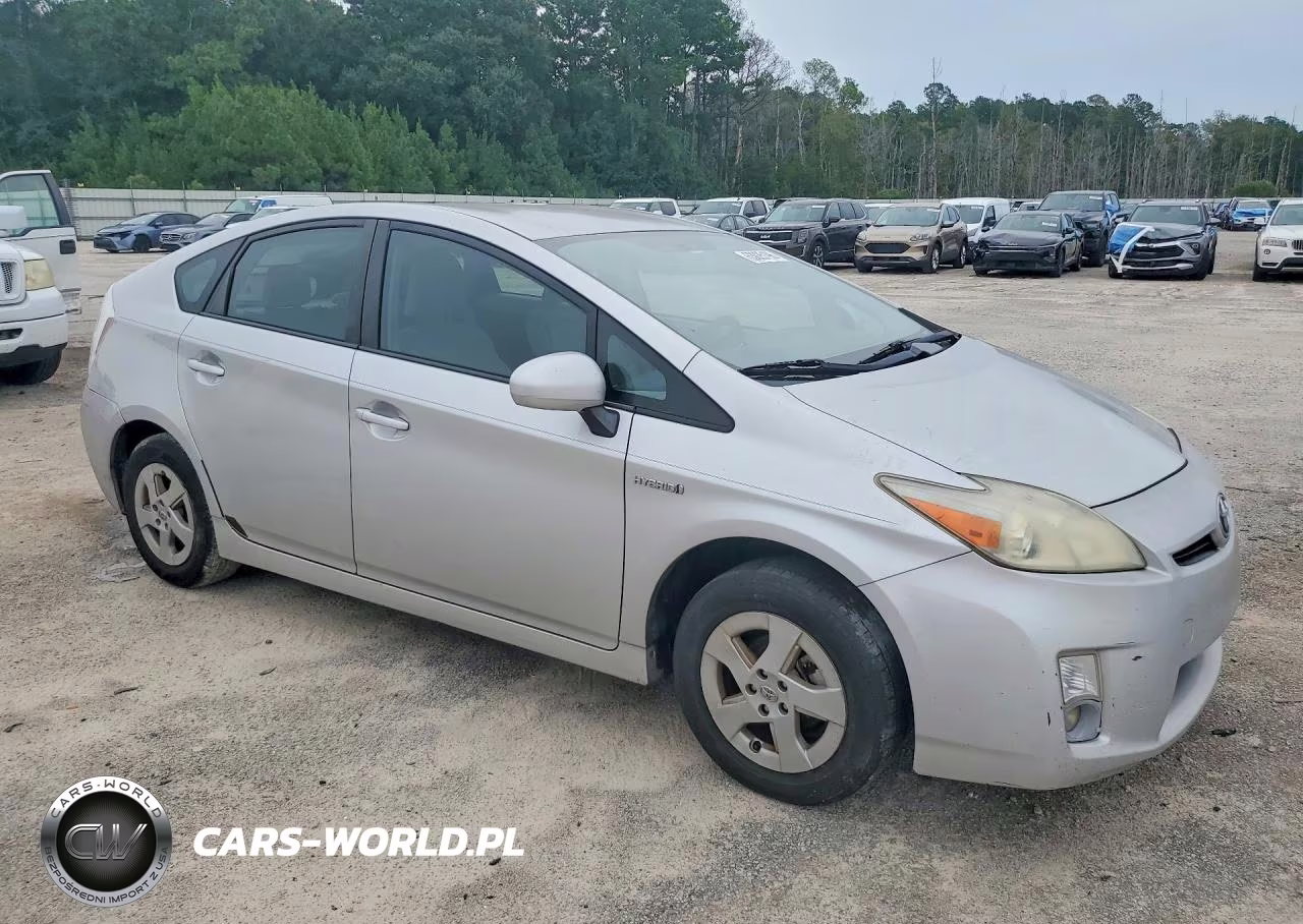 2011 Toyota Prius Two VIN:JTDKN3DU5B0276511 - 4