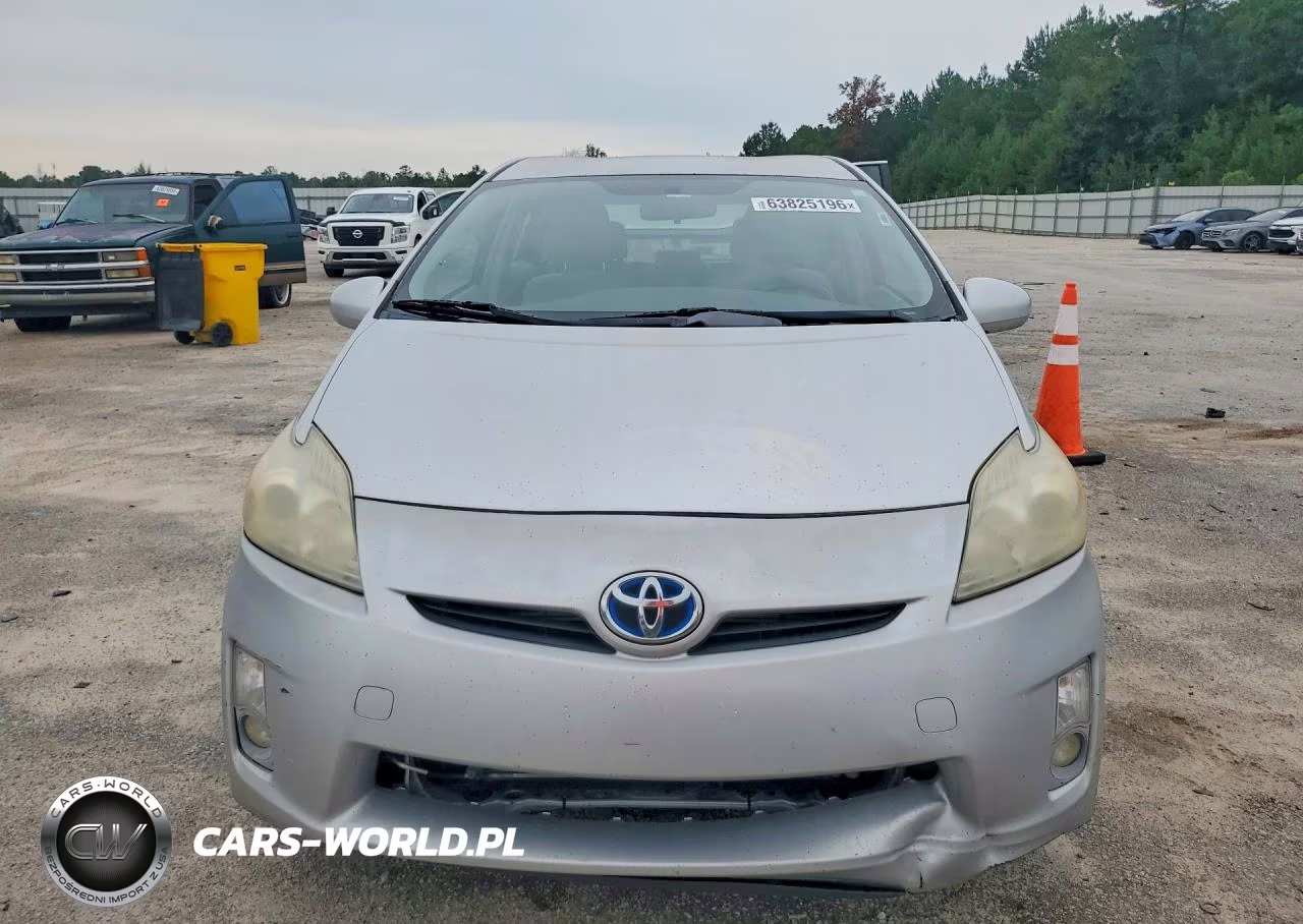 2011 Toyota Prius Two VIN:JTDKN3DU5B0276511 - 5