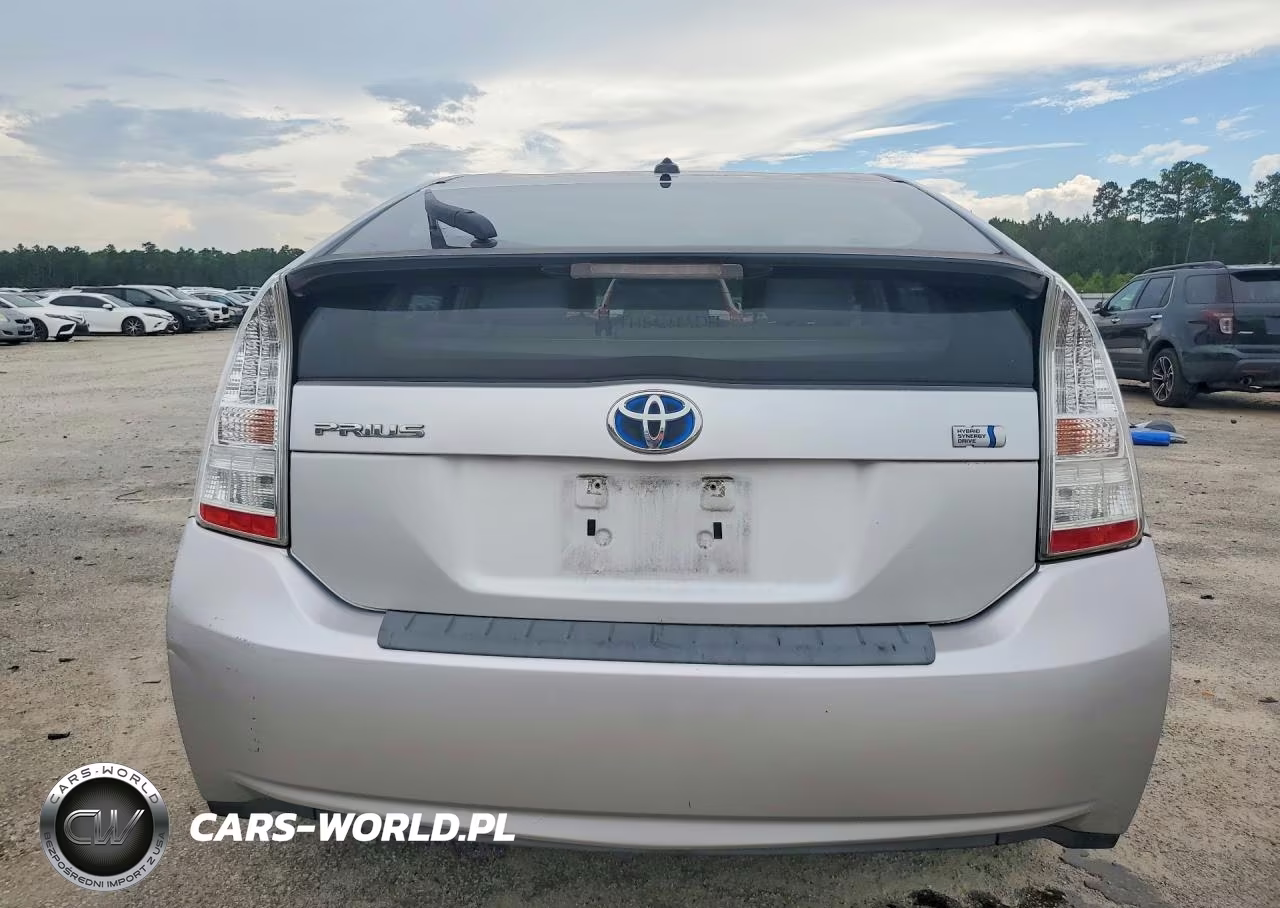 2011 Toyota Prius Two VIN:JTDKN3DU5B0276511 - 6