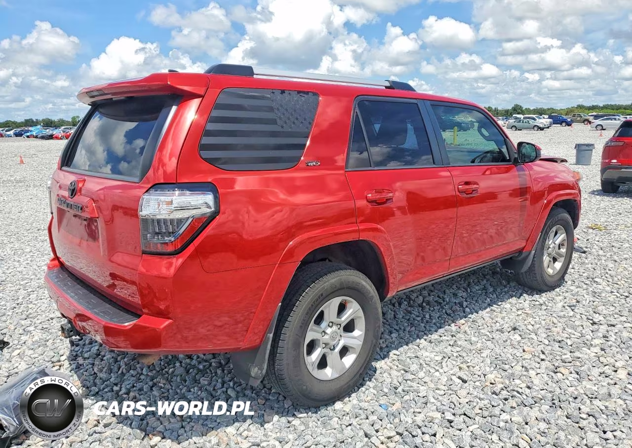 2021 Toyota 4Runner Sr5 VIN:JTEEU5JR1M5239968 - 3