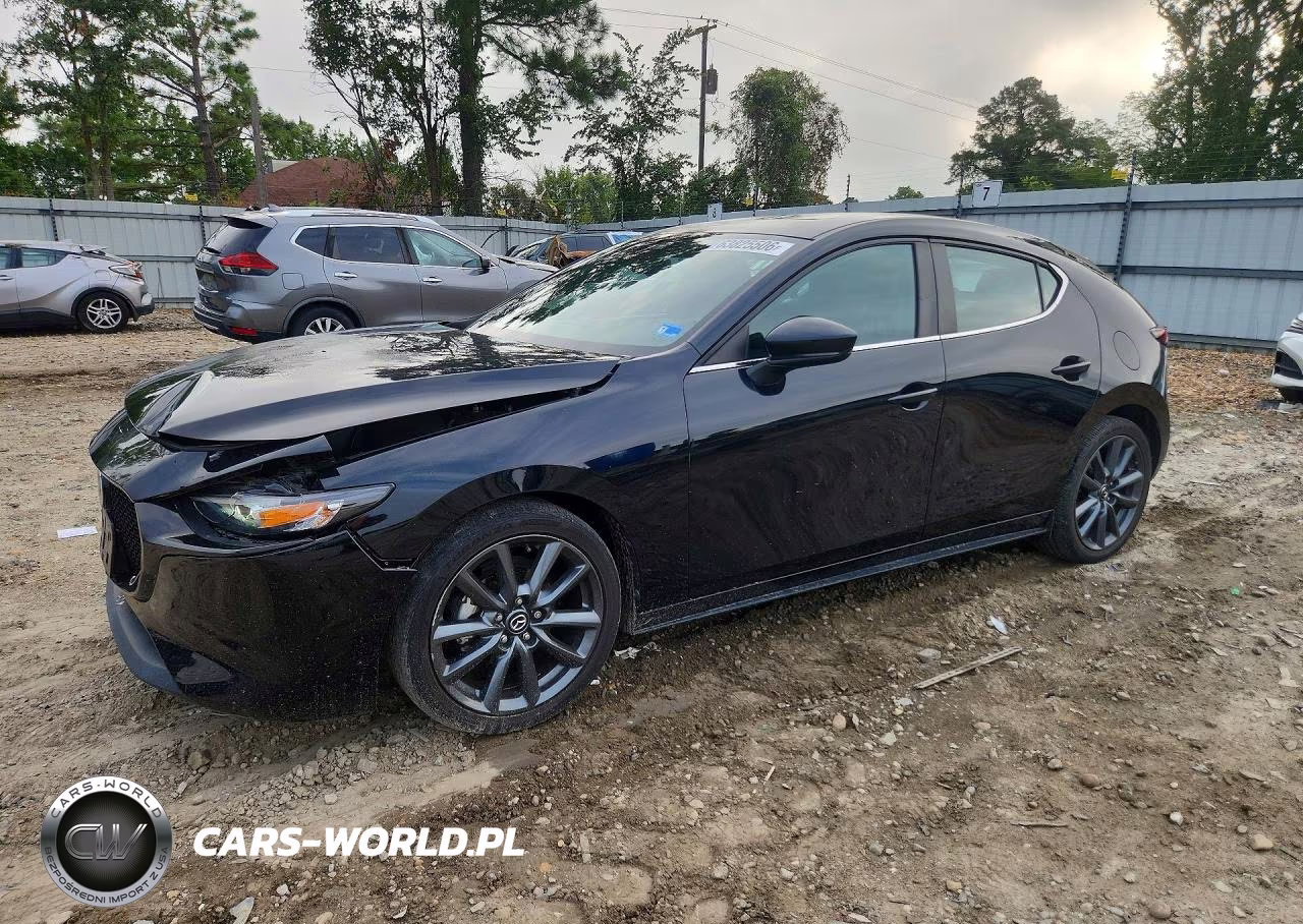 2022 Mazda 3 Preferred – zdjęcie 1 z 12