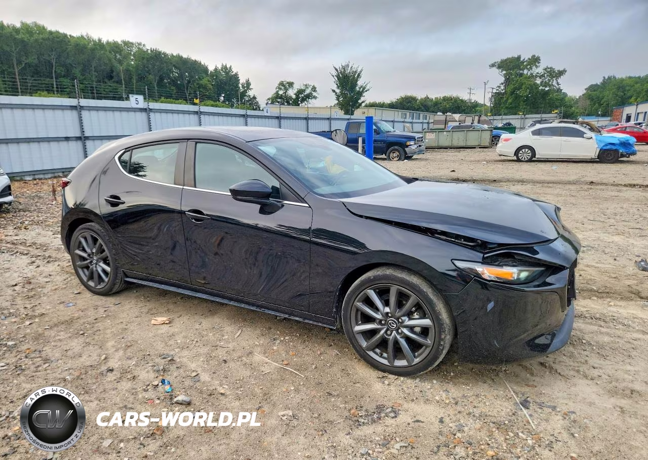 2022 Mazda 3 Preferred VIN:JM1BPALL3N1502101 - 4