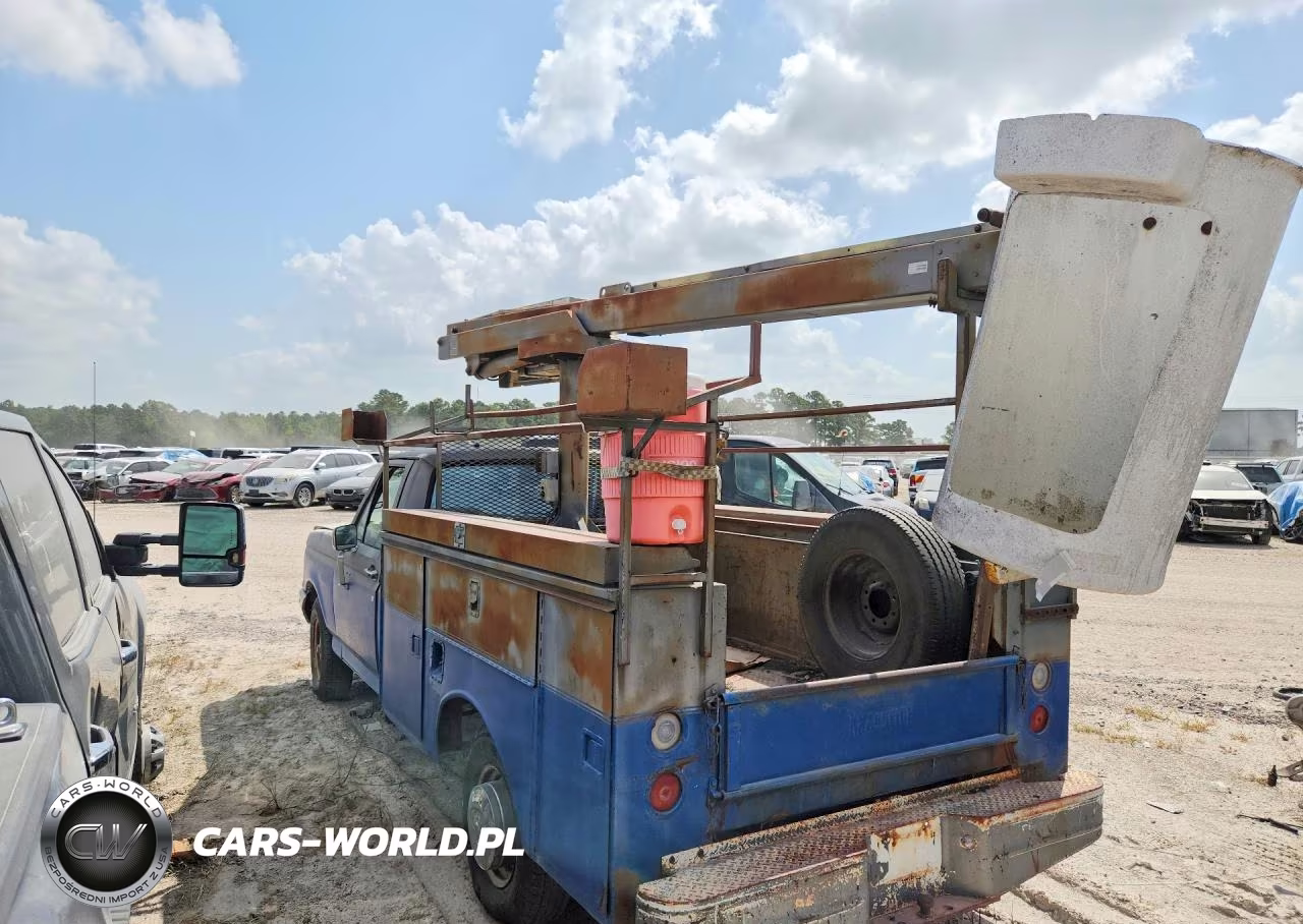 1987 Ford F250 VIN:1FTHF25L0HKA17848 - 2