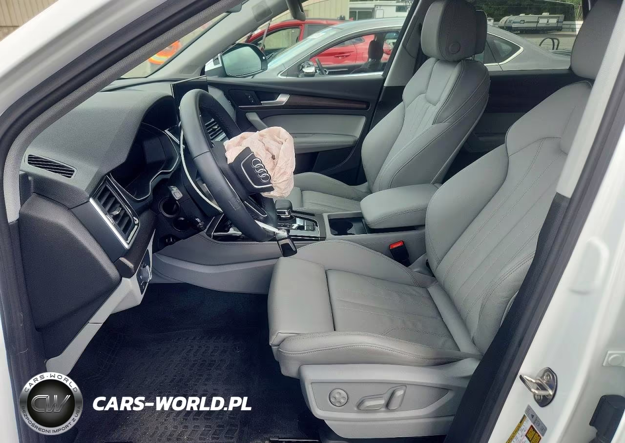 2025 Audi Q5 E Premium Plus 55 VIN:WA1E2AFY0S2035772 - 7