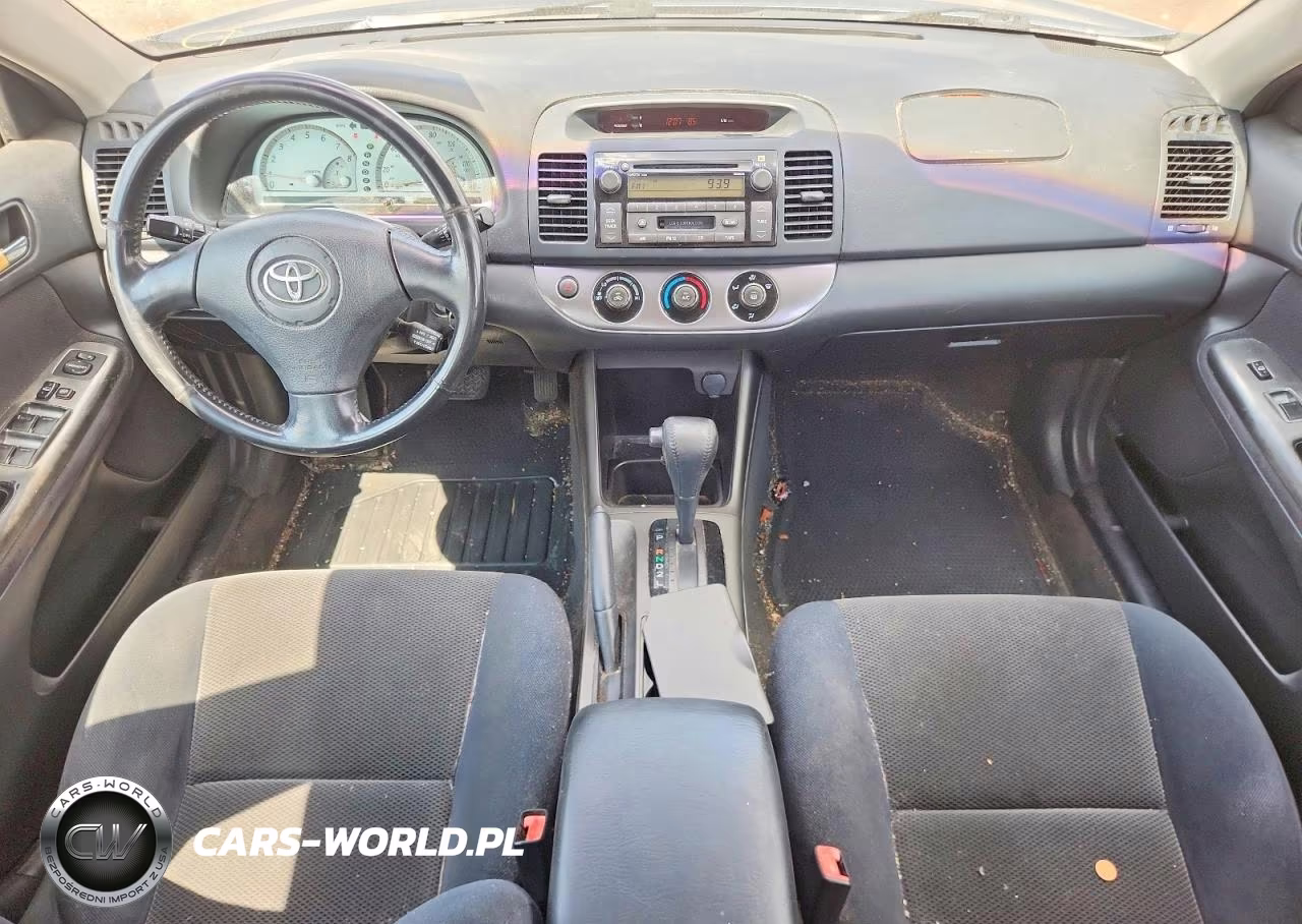 2002 Toyota Camry Se VIN:4T1BE32K12U618347 - 8